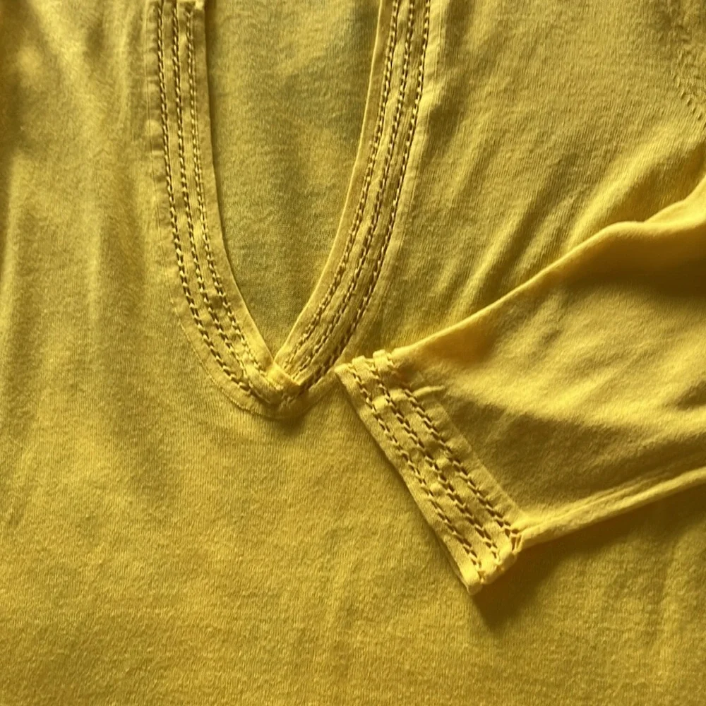 Talbots Vibrant Yellow Prima Cotton Tunic Lightweight Sweater Size Medium - Picture 6 of 8